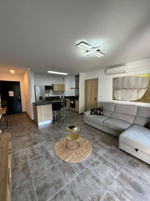 Jolie Appartement En Residence Bastia  Ngoại thất bức ảnh